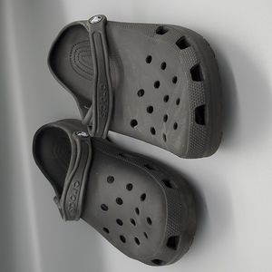 Classic mens black crocs